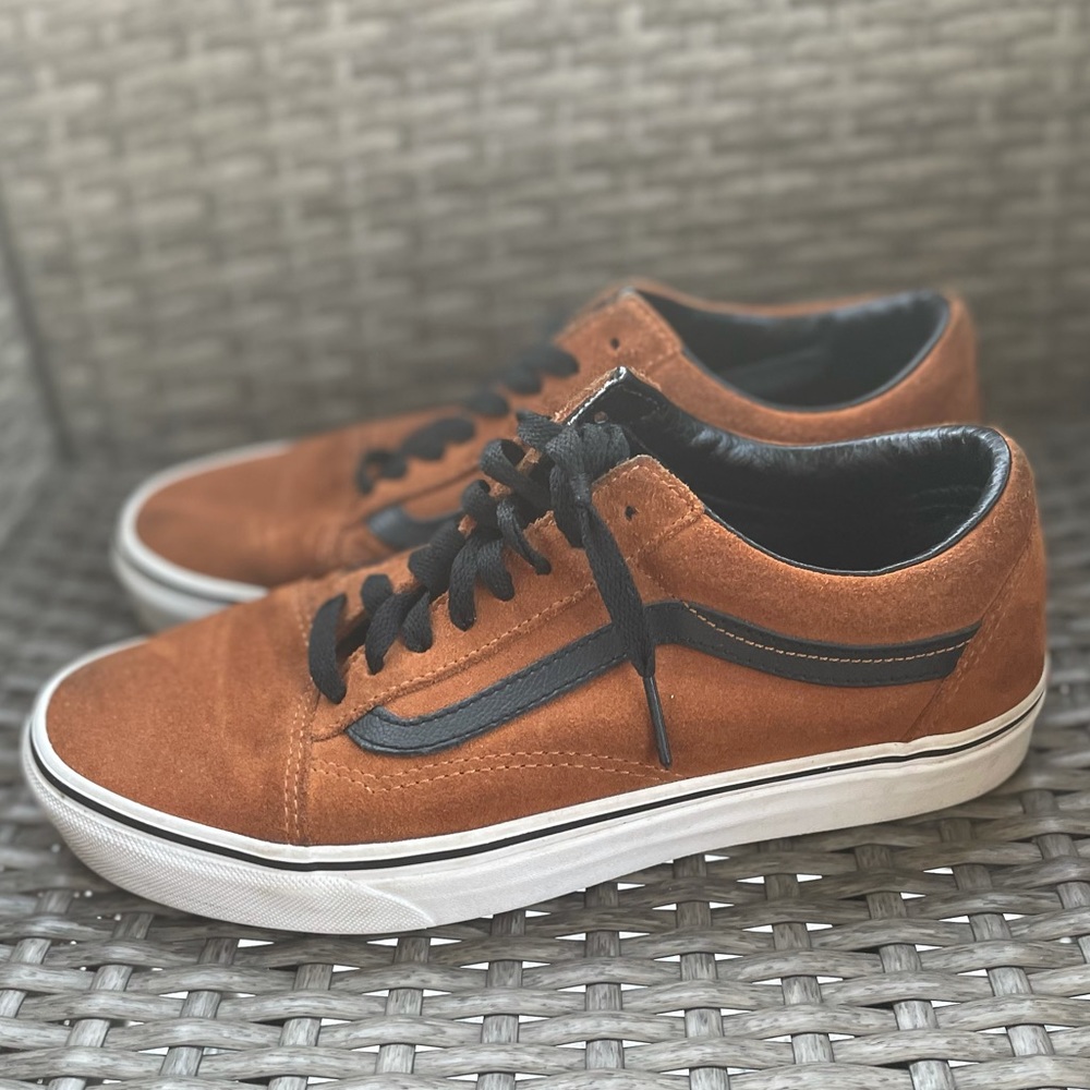 Vans of the wall shoes US 8 women
